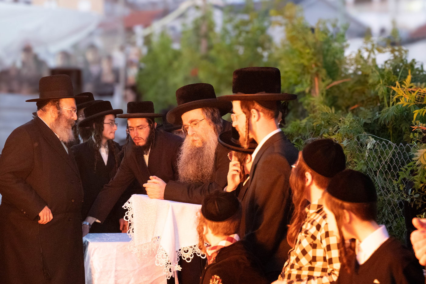 ל"ג בעומר בחצה"ק לעלוב ירושלים בטבריה