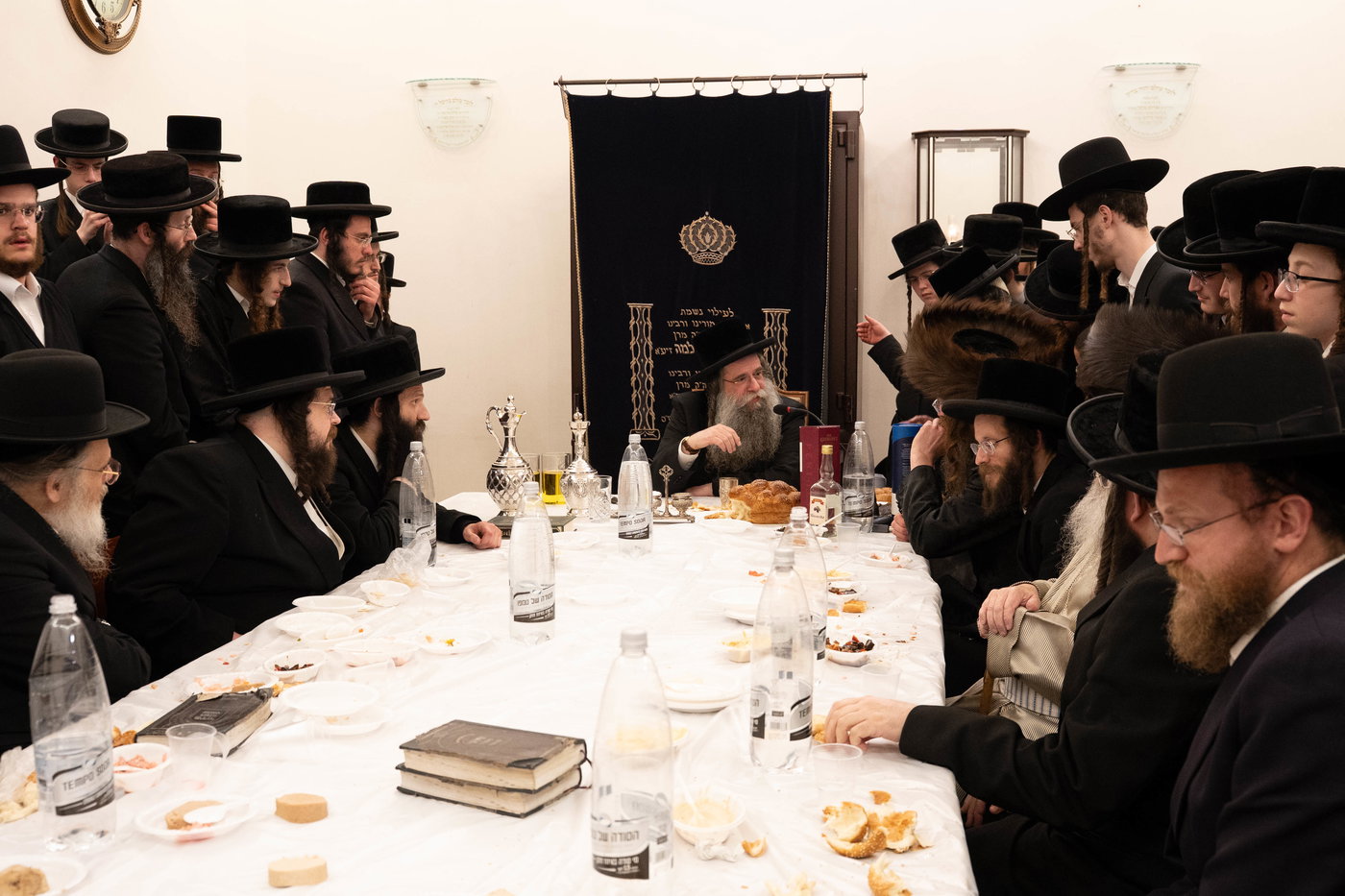 ל"ג בעומר בחצה"ק לעלוב ירושלים בטבריה