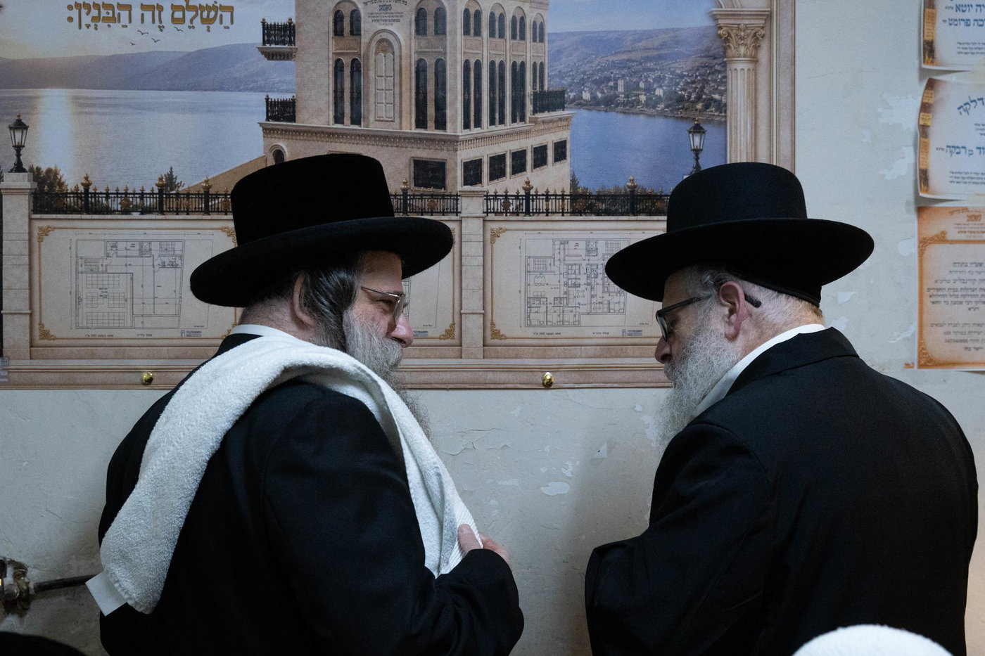 ל"ג בעומר בחצה"ק לעלוב ירושלים בטבריה