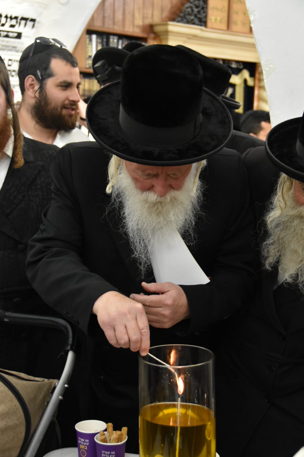 ל"ג בעומר אצל הגרי"ד גרוסמן