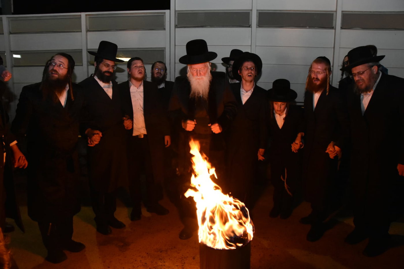 ל"ג בעומר אצל הגרי"ד גרוסמן