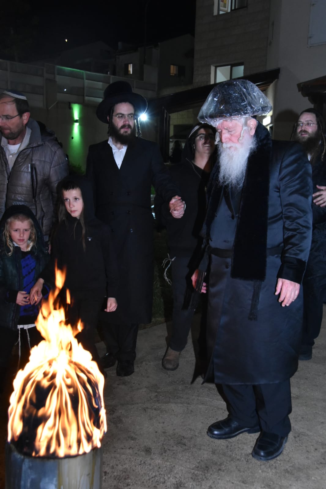 ל"ג בעומר אצל הגרי"ד גרוסמן