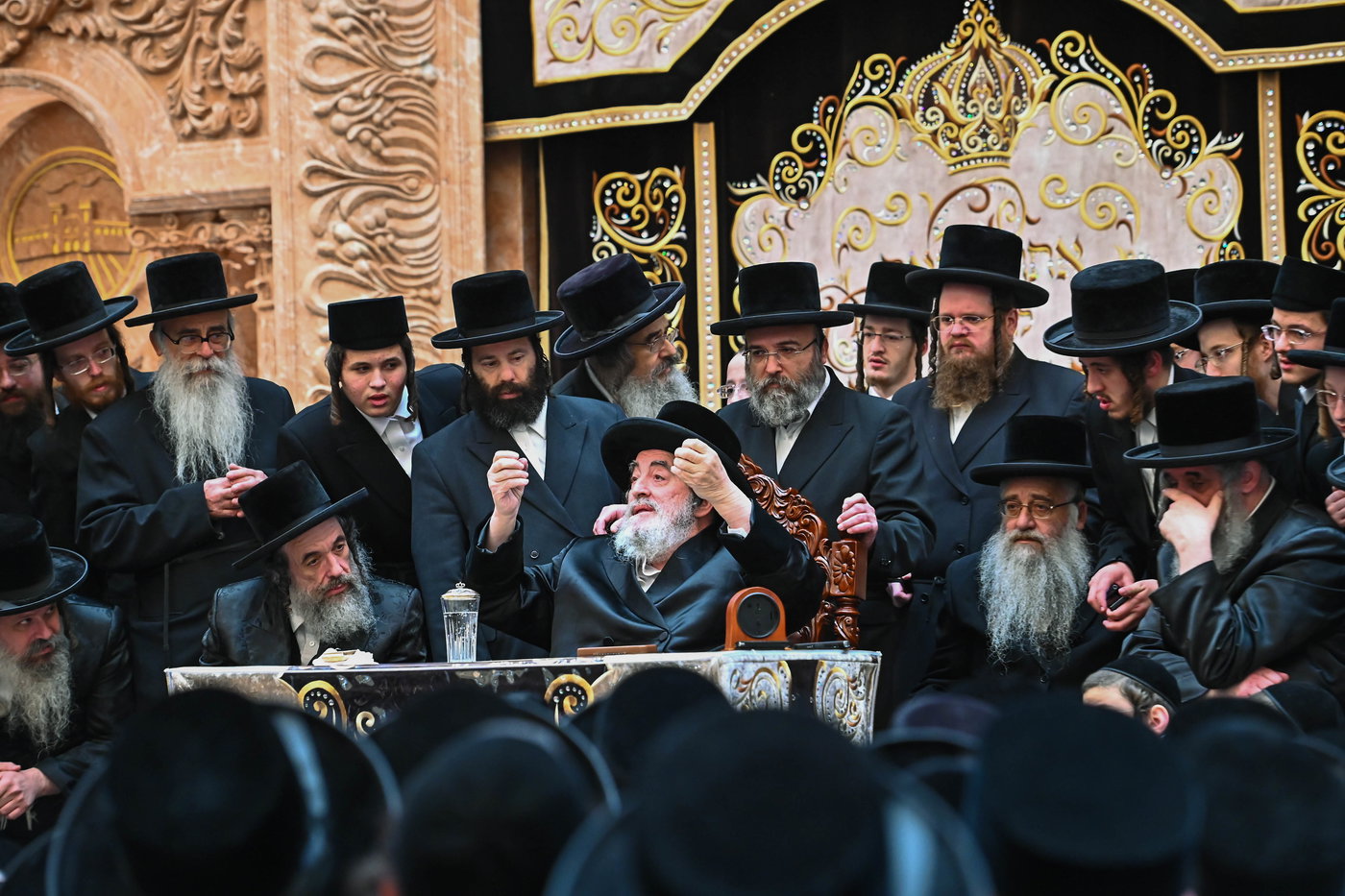 האדמו"ר מויז'ניץ ביריית חץ וקשת