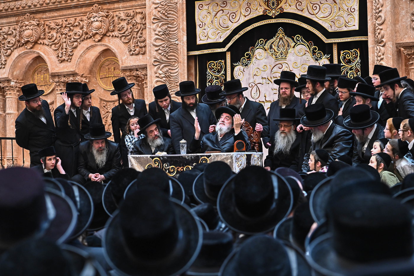 האדמו"ר מויז'ניץ ביריית חץ וקשת