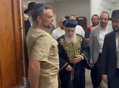 שיירה משוריינת וסוכנים חמושים: הראש"ל תחת טבעת אבטחה הדוקה בארה"ב