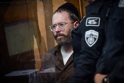 ישראל פריי בדיון לאחר מעצרו