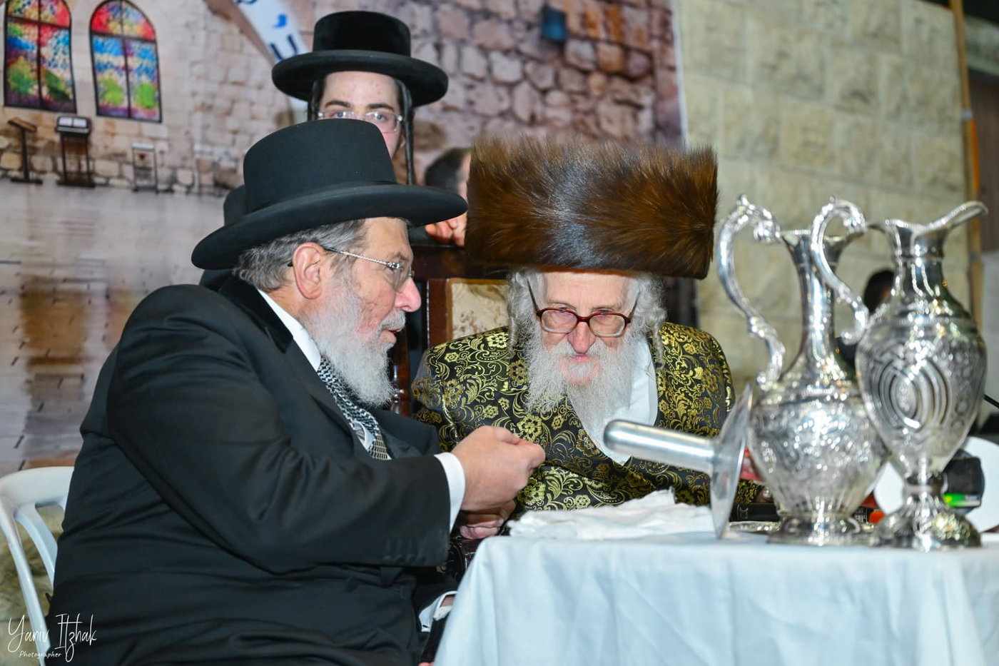 ל"ג בעומר בחצה"ק זלאטשוב