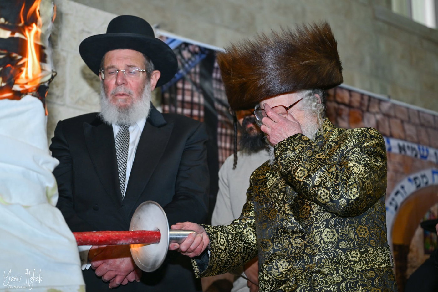 ל"ג בעומר בחצה"ק זלאטשוב