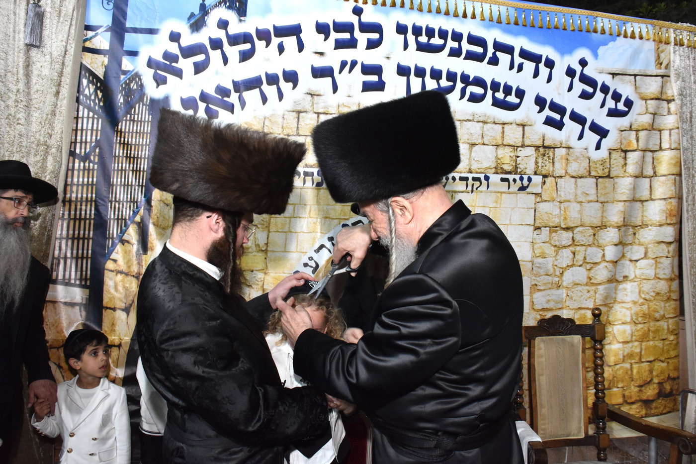 ל"ג בעומר בחצה"ק אשלג