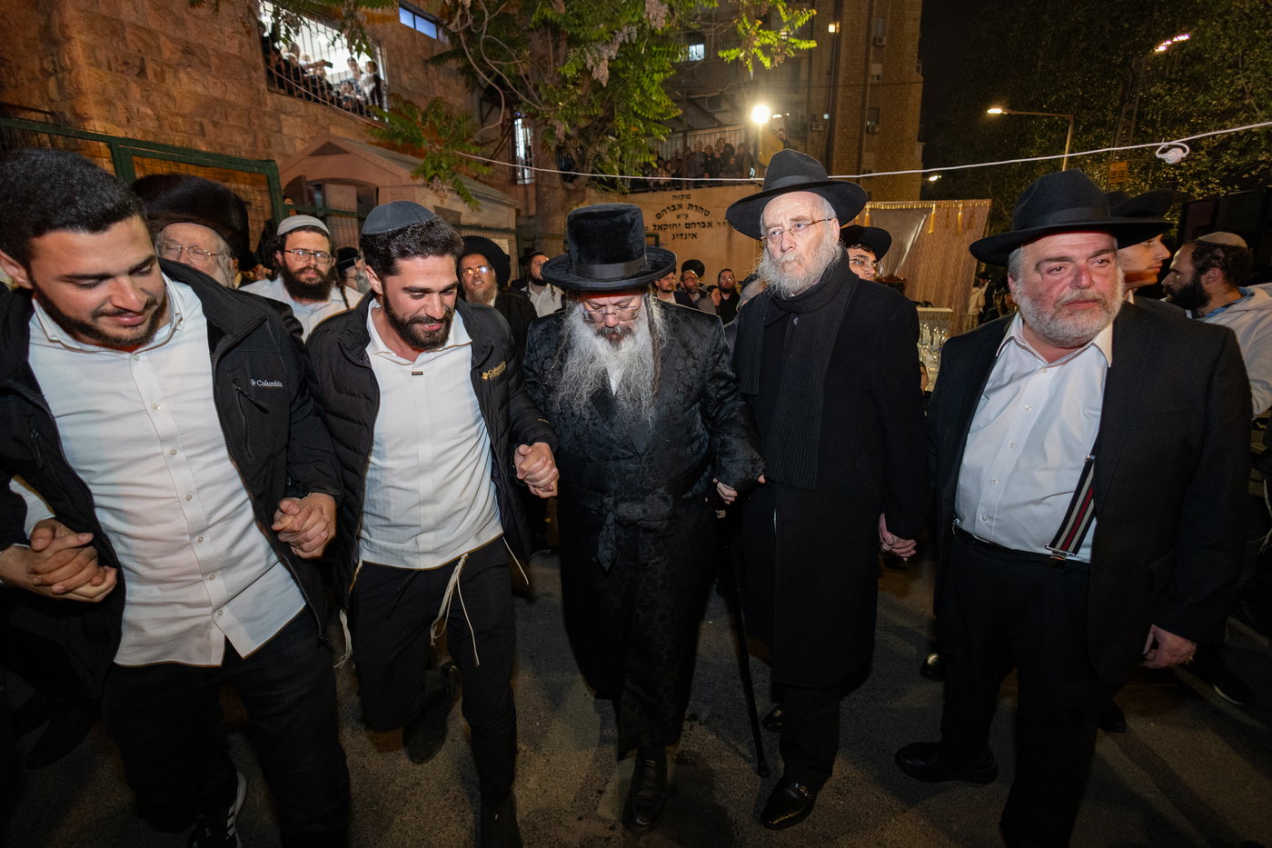 ל"ג בעומר בחצה"ק סטרופקוב