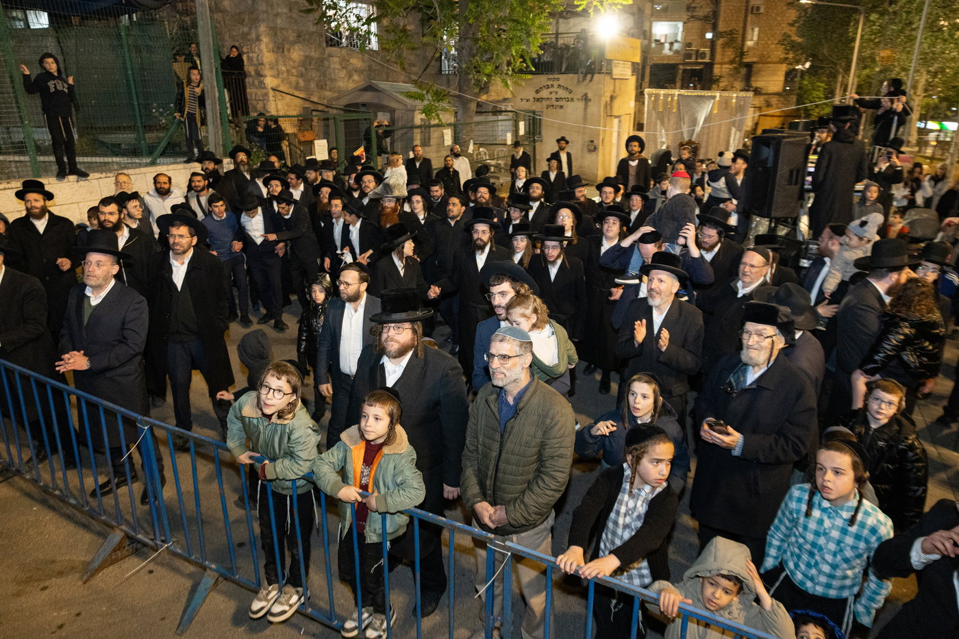 ל"ג בעומר בחצה"ק סטרופקוב