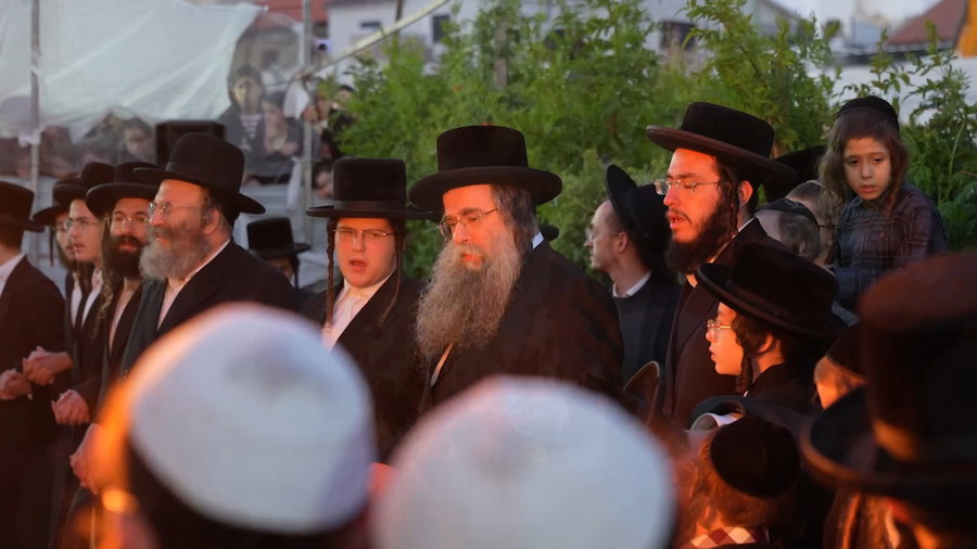 ל"ג בעומר בחצה"ק לעלוב ירושלים בטבריה