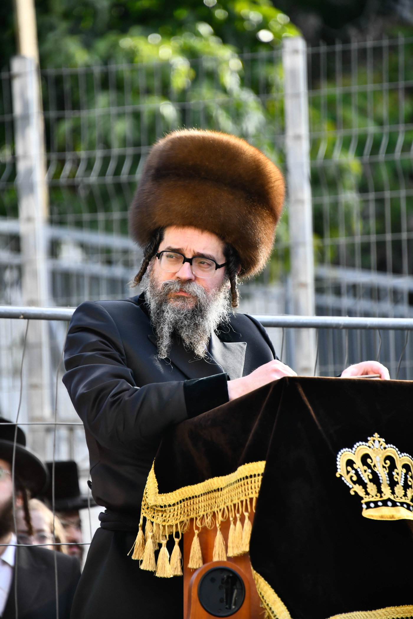 ל"ג בעומר בחצה"ק סקולען ירושלים