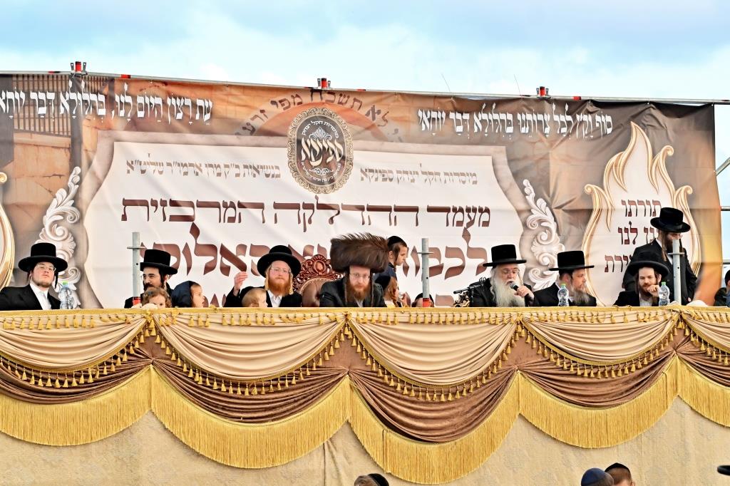 ל"ג בעומר בחצה"ק ספינקא בית שמש