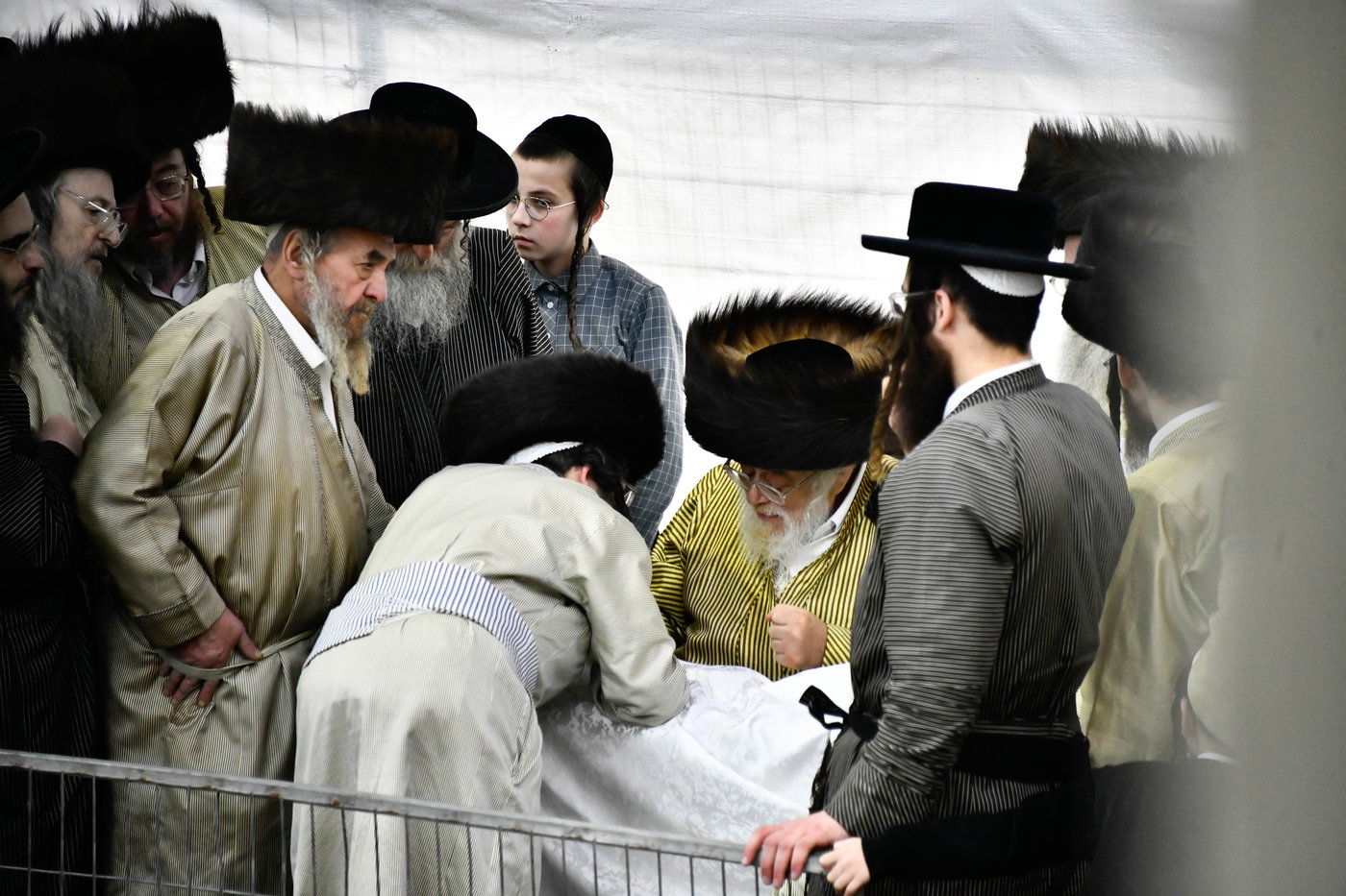 ל"ג בעומר בחצה"ק תולדות אהרן