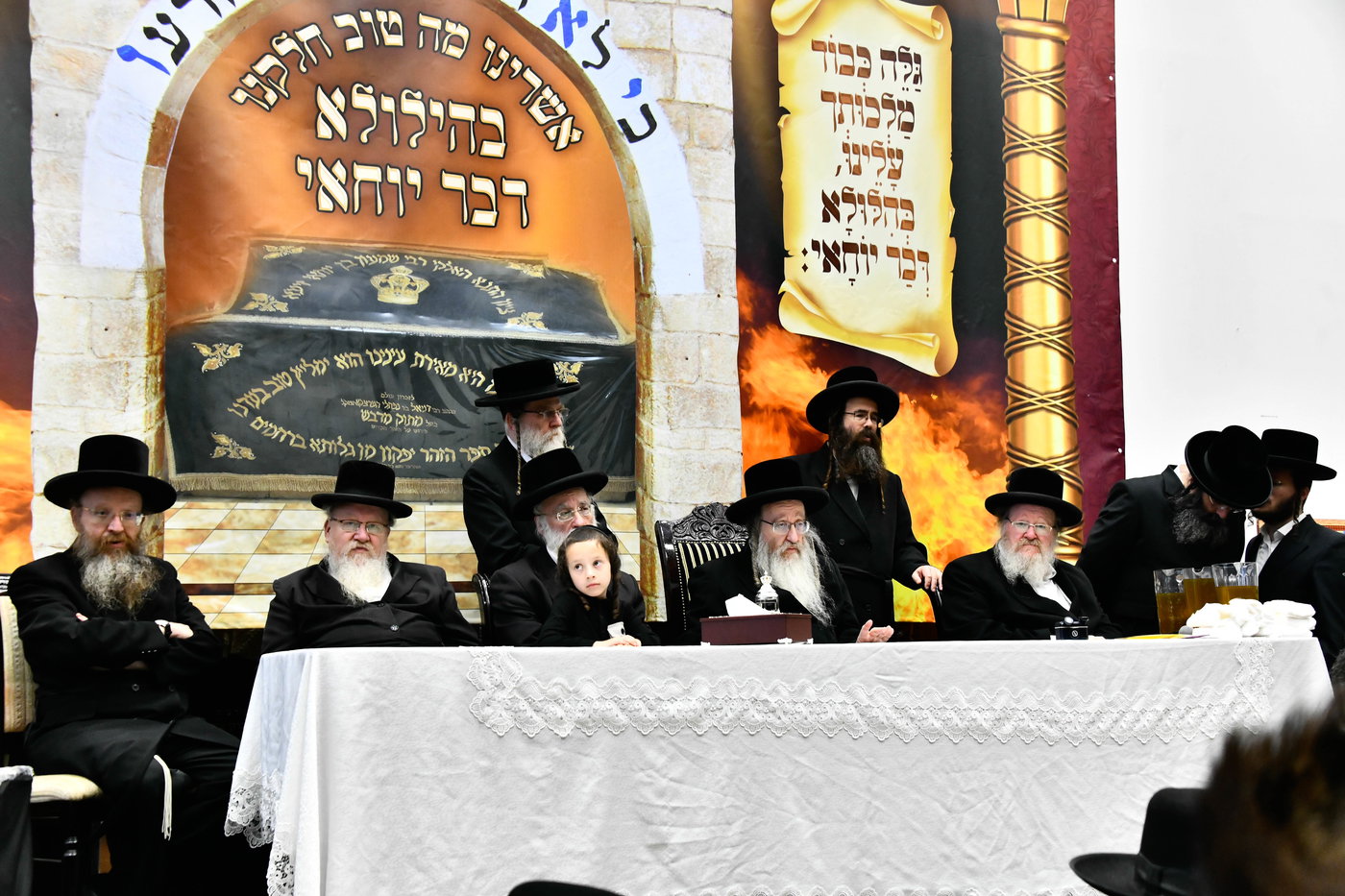 ל"ג בעומר בחצה"ק ביאלה