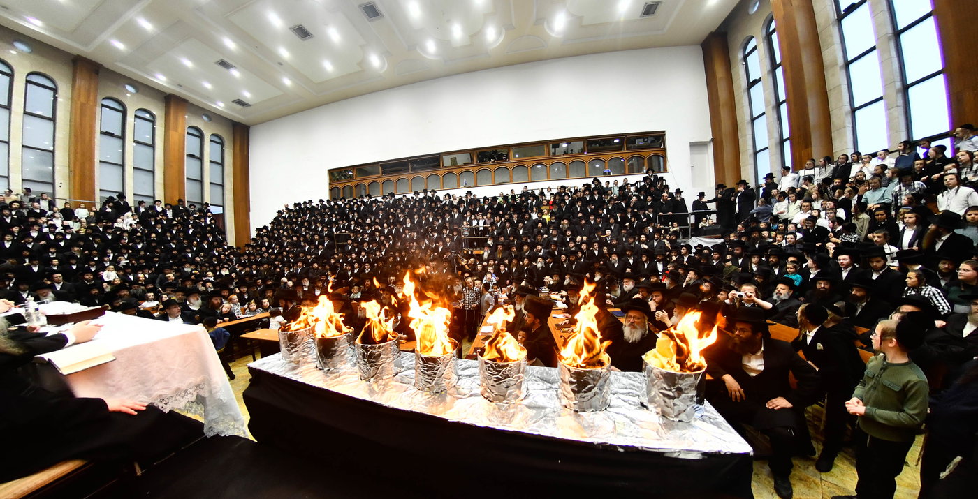 ל"ג בעומר בחצה"ק ביאלה