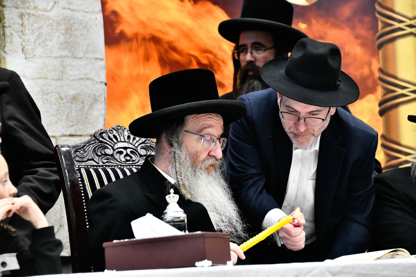 ל"ג בעומר בחצה"ק ביאלה