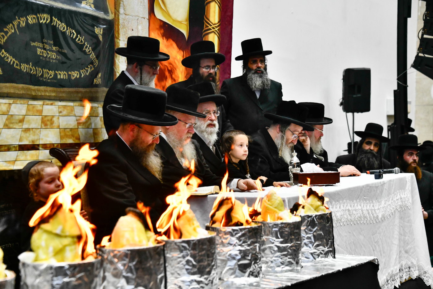 ל"ג בעומר בחצה"ק ביאלה
