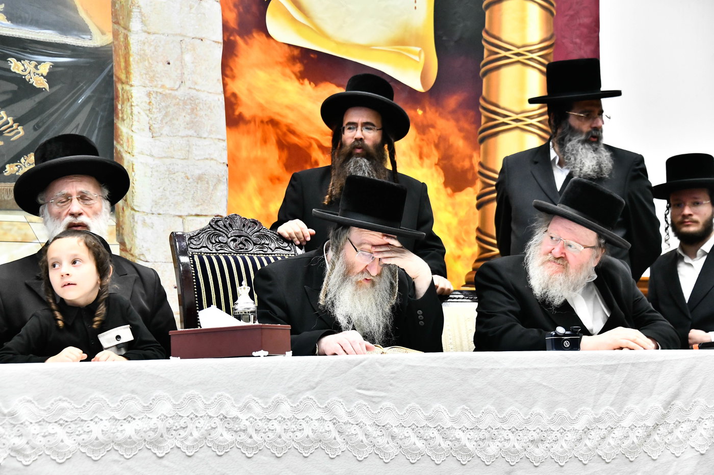 ל"ג בעומר בחצה"ק ביאלה