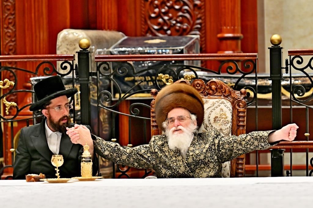 ל"ג בעומר בחצה"ק ויזניץ