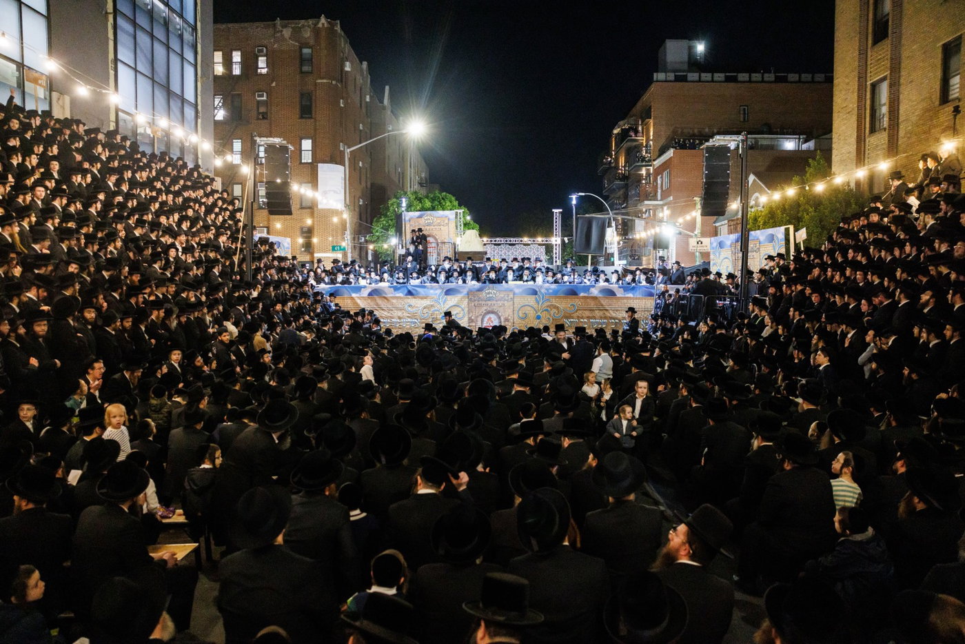 ל"ג בעומר בחצה"ק באבוב 45