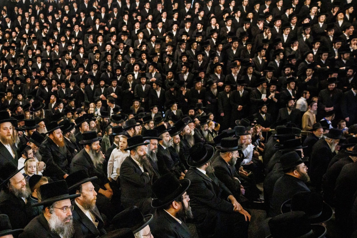 ל"ג בעומר בחצה"ק באבוב 45