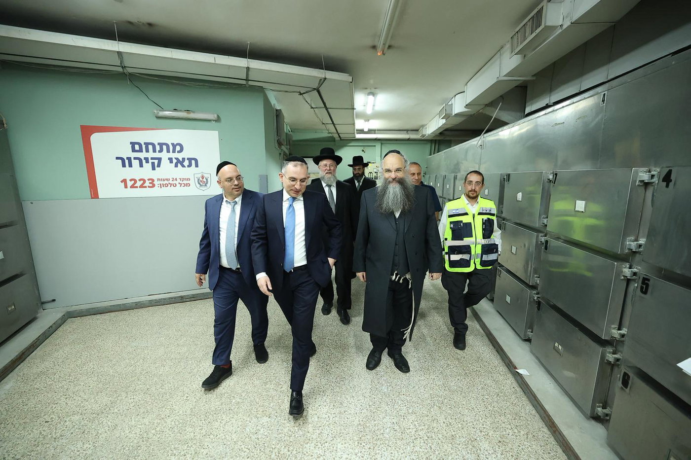 מנכ"ל משרד הפנים הביע התפעלותו בביקור בבסיס המבצעי של זק"א