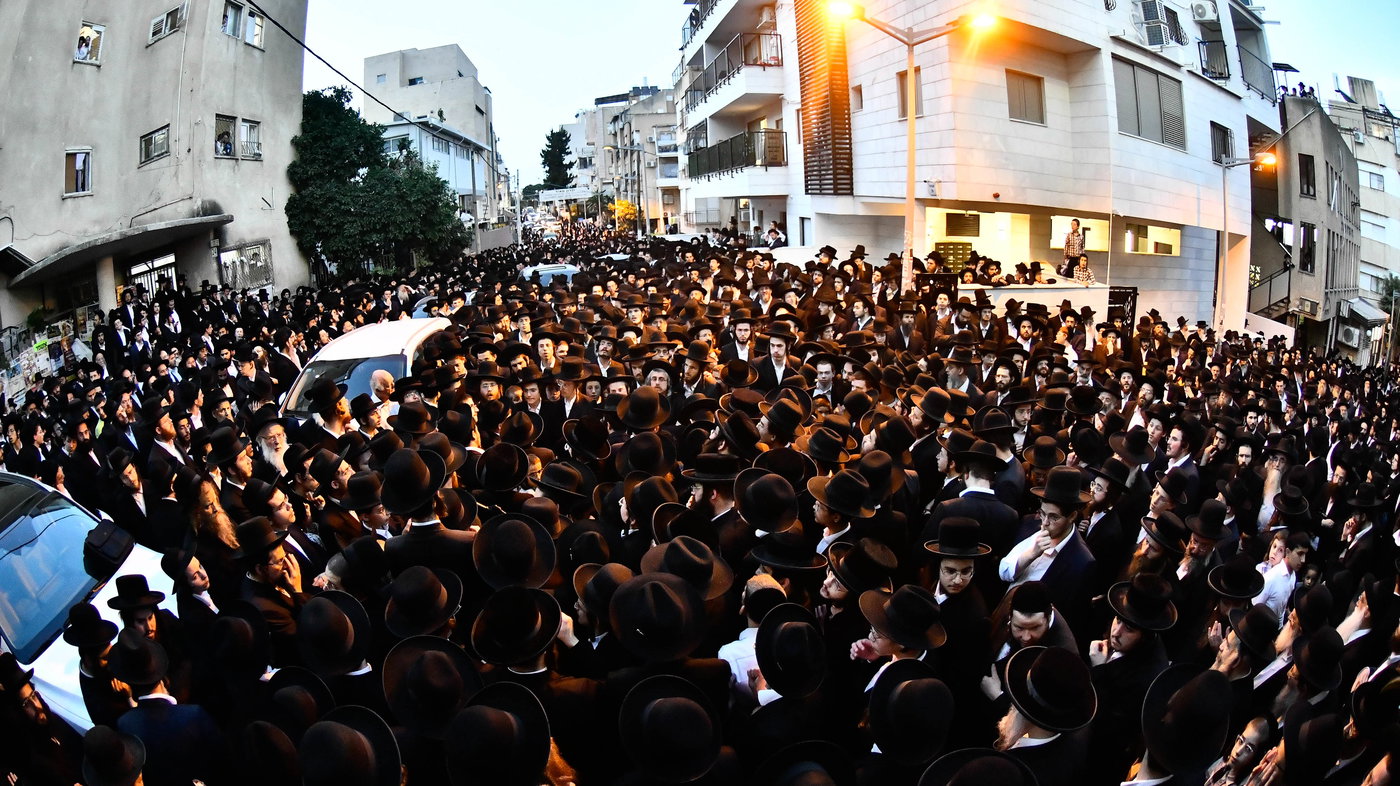 מסע הלוויית הגאון רבי דוד שמידל זצ"ל