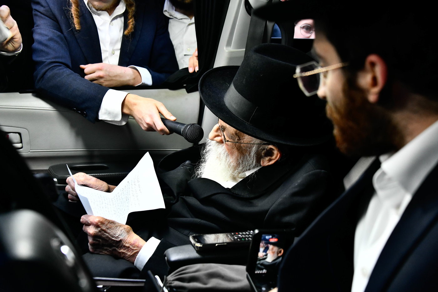 מסע הלוויית הגאון רבי דוד שמידל זצ"ל