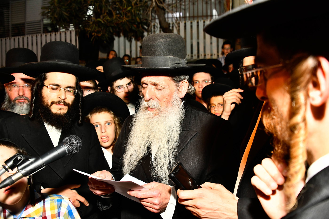 מסע הלוויית הגאון רבי דוד שמידל זצ"ל
