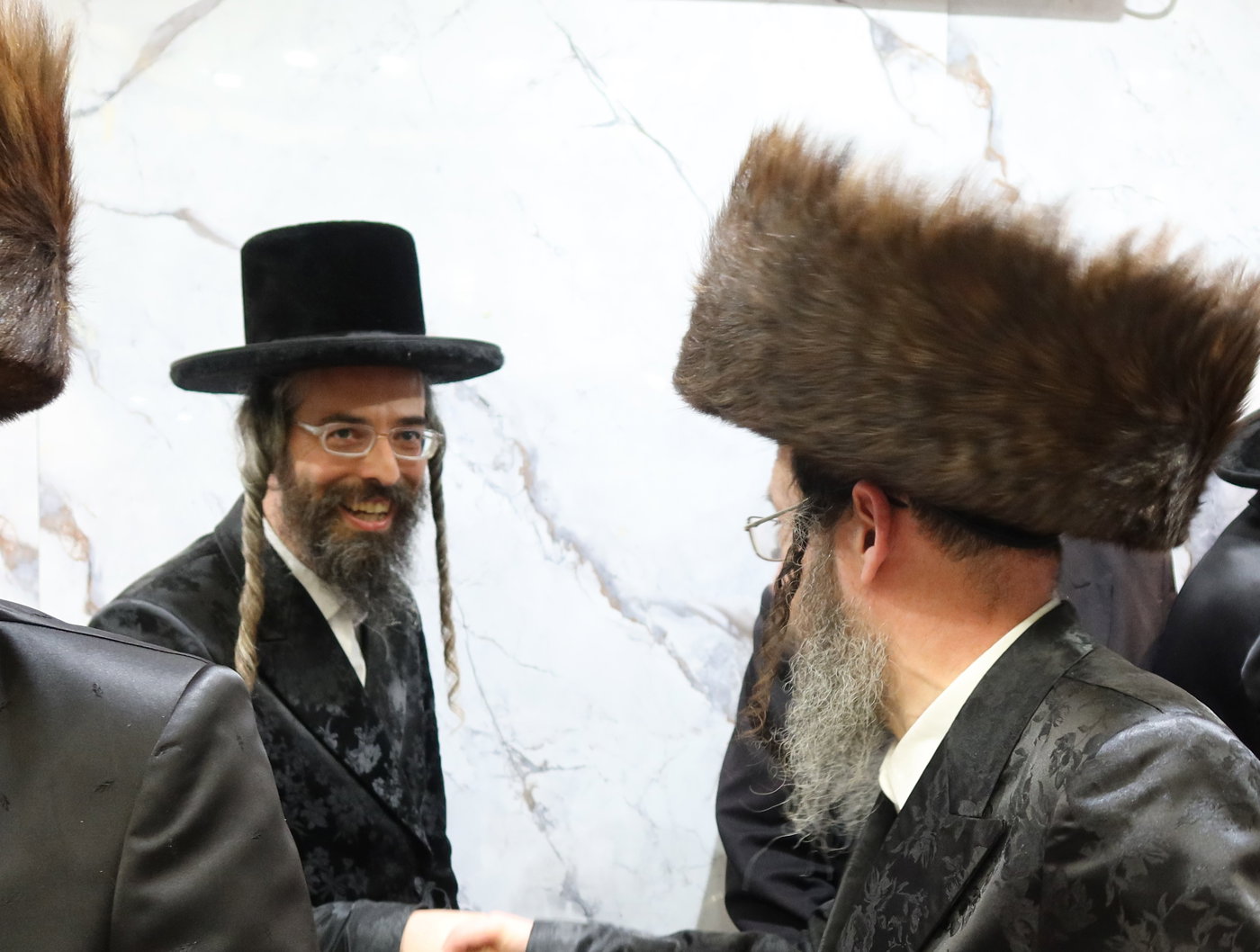 אירוסי נכדת גאב"ד זוועהיל