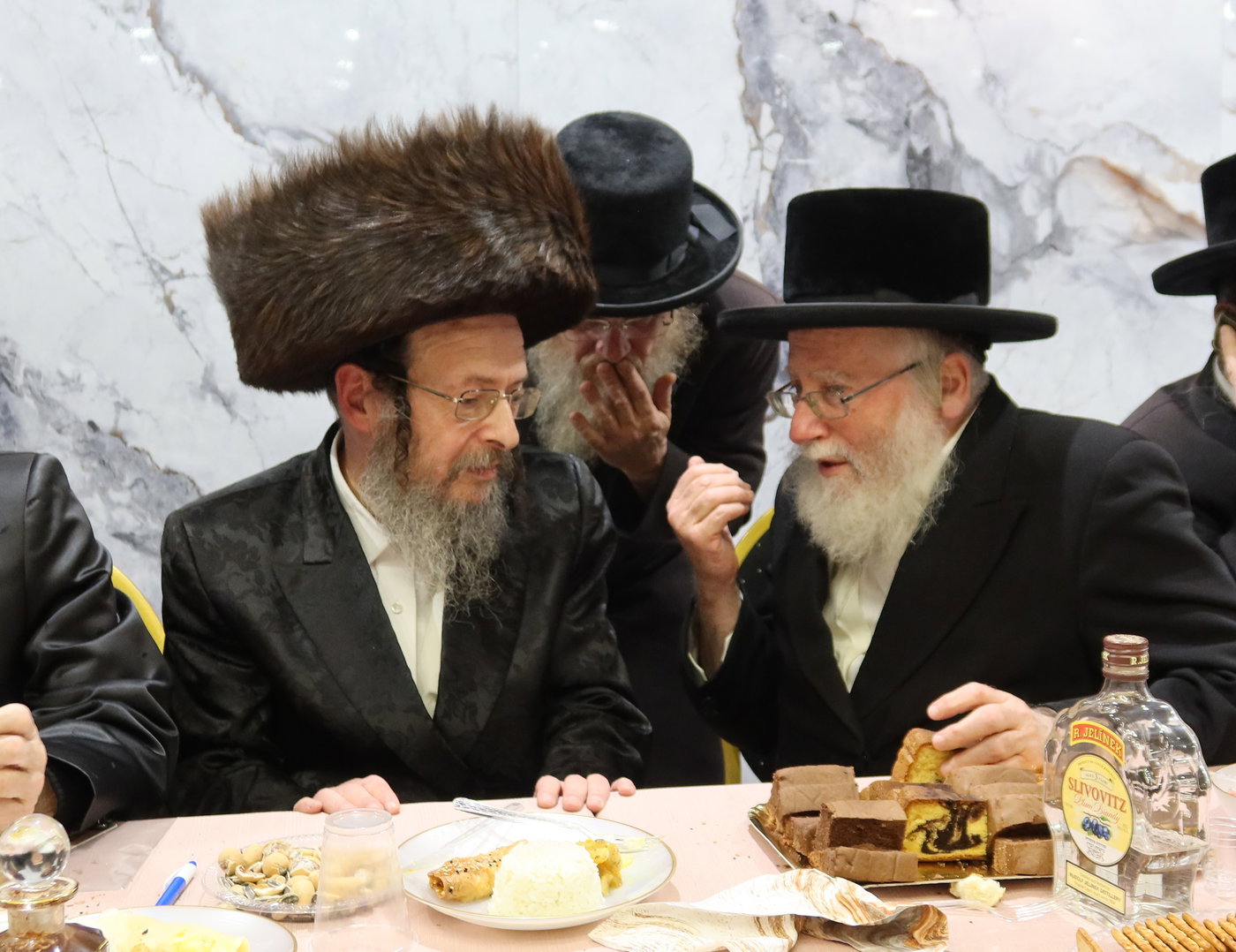 אירוסי נכדת גאב"ד זוועהיל