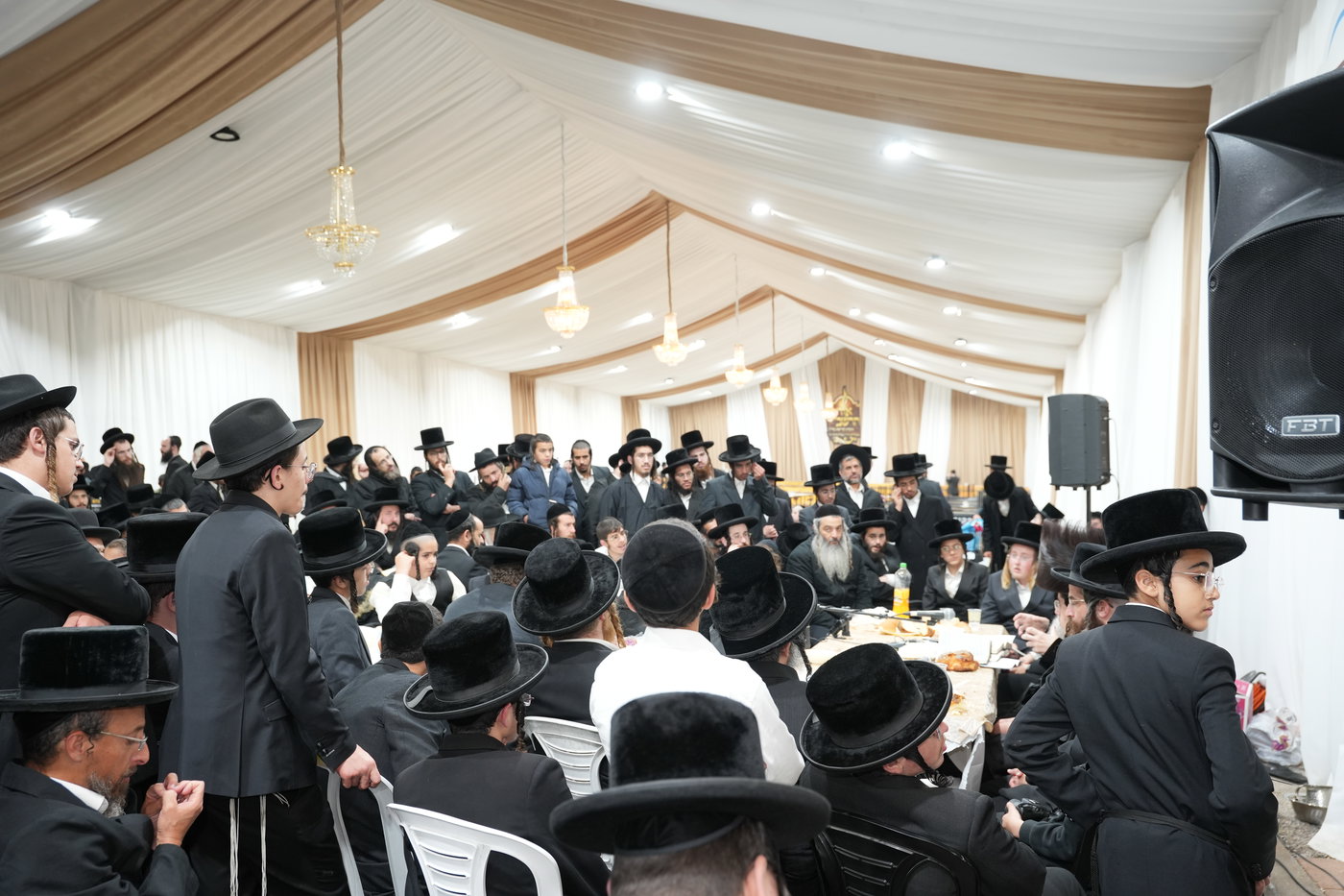 הגה"צ רבי יצחק לעזער במירון