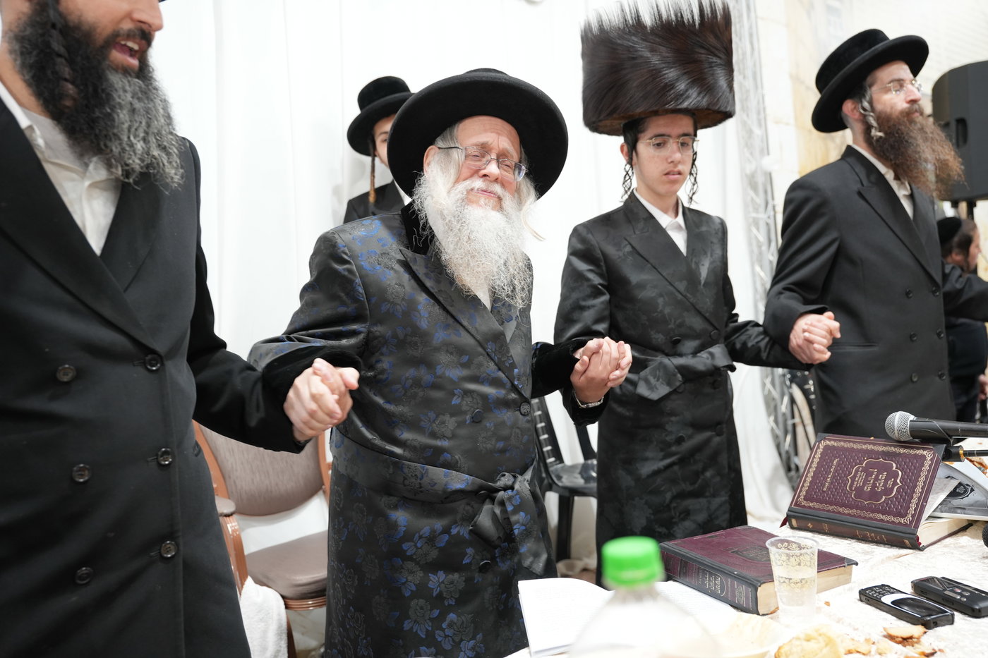 הגה"צ רבי יצחק לעזער במירון