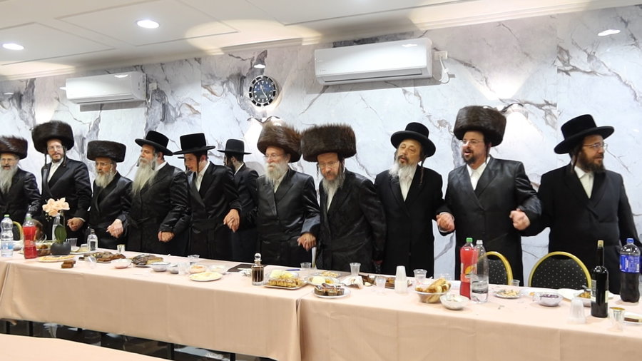 אירוסי נכדת גאב"ד זוועהיל