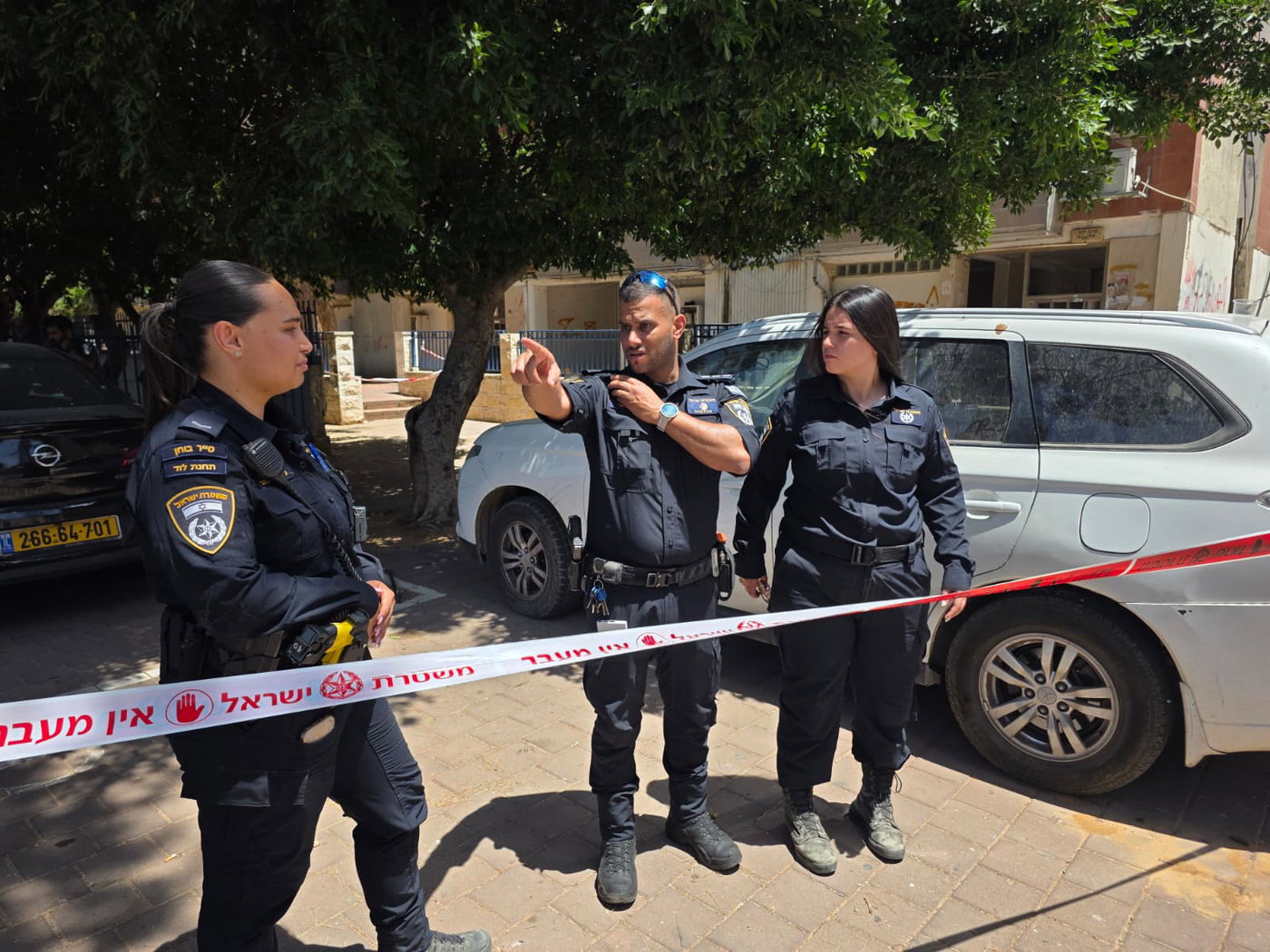 עם אקדח ביד: בן 16 נלחם על חייו אחרי "משחק" שהשתבש במקלט