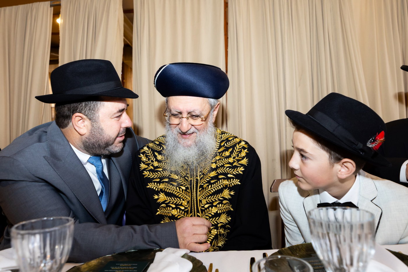 באירוע יוקרתי עם רבנים ופוליטיקאים: הבר מצווה לבנו של רמ"ט מנכ"ל רשות האוכלוסין