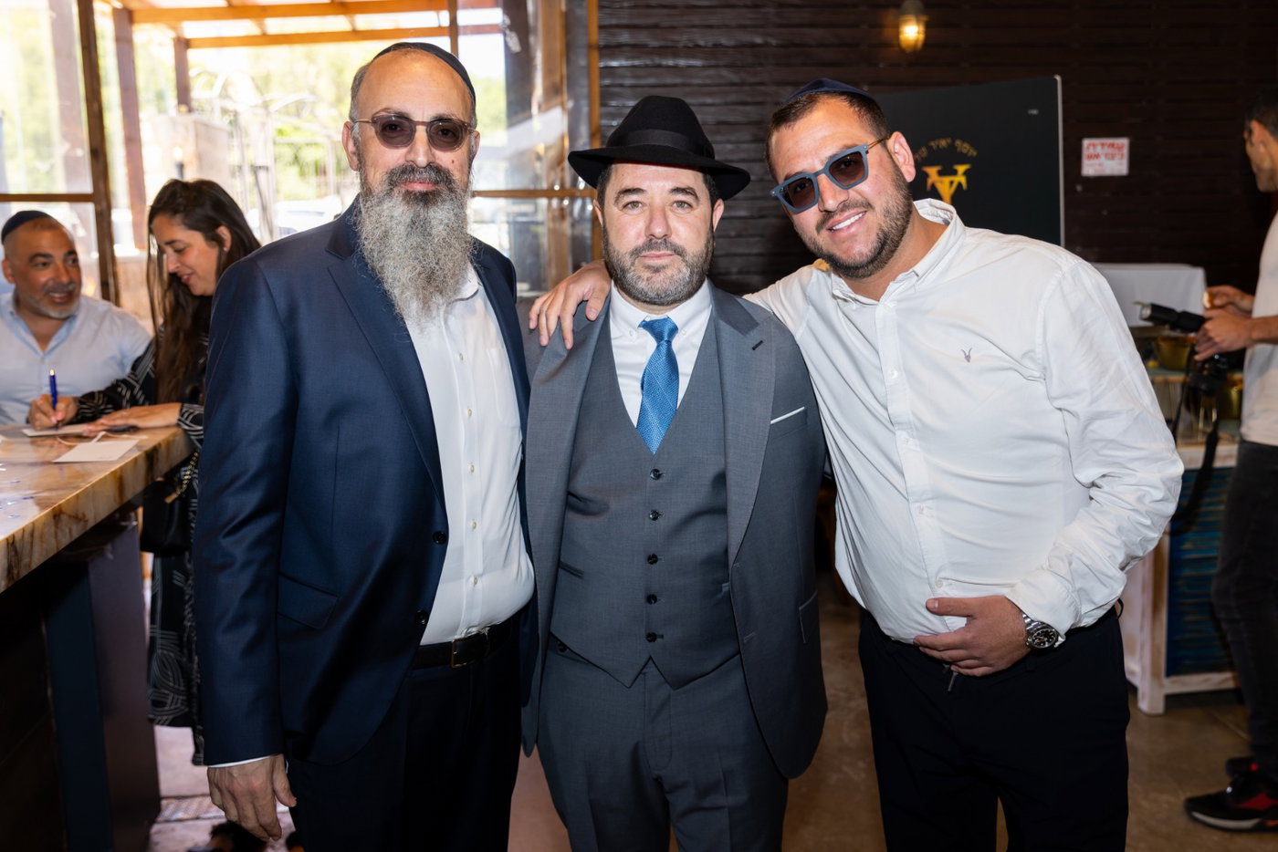 באירוע יוקרתי עם רבנים ופוליטיקאים: הבר מצווה לבנו של רמ"ט מנכ"ל רשות האוכלוסין