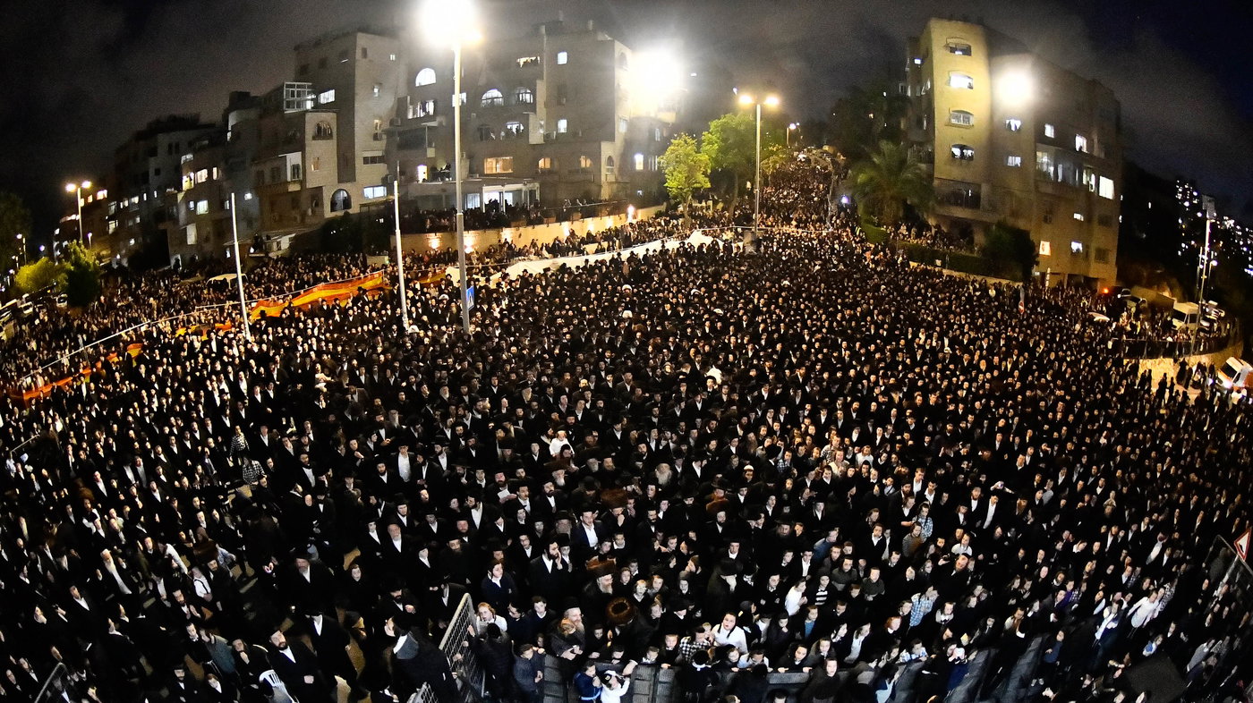 ל"ג בעומר בחצה"ק רחמסטריווקא