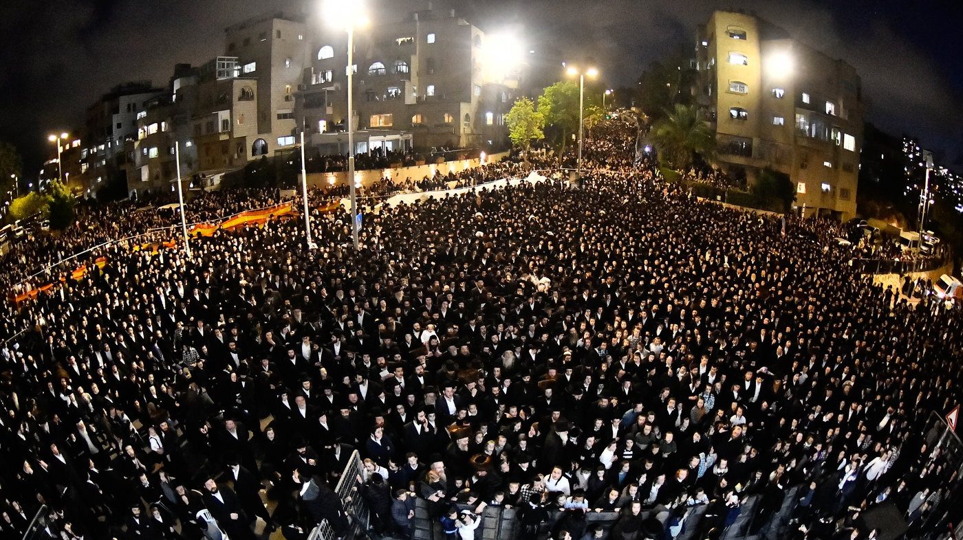 ל"ג בעומר בחצה"ק רחמסטריווקא