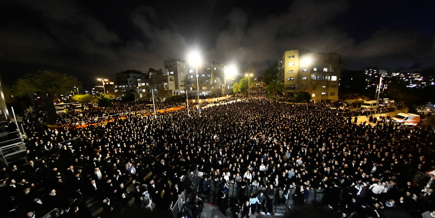 ל"ג בעומר בחצה"ק רחמסטריווקא