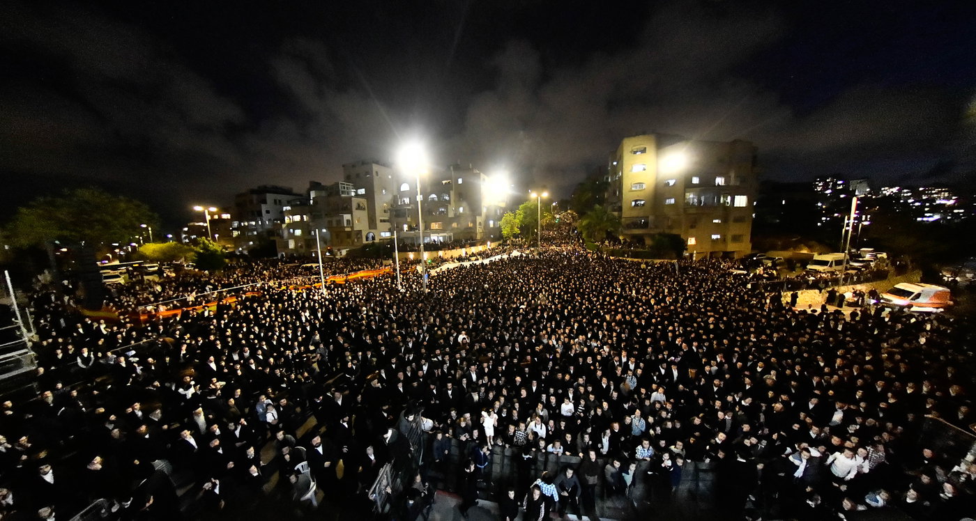 ל"ג בעומר בחצה"ק רחמסטריווקא
