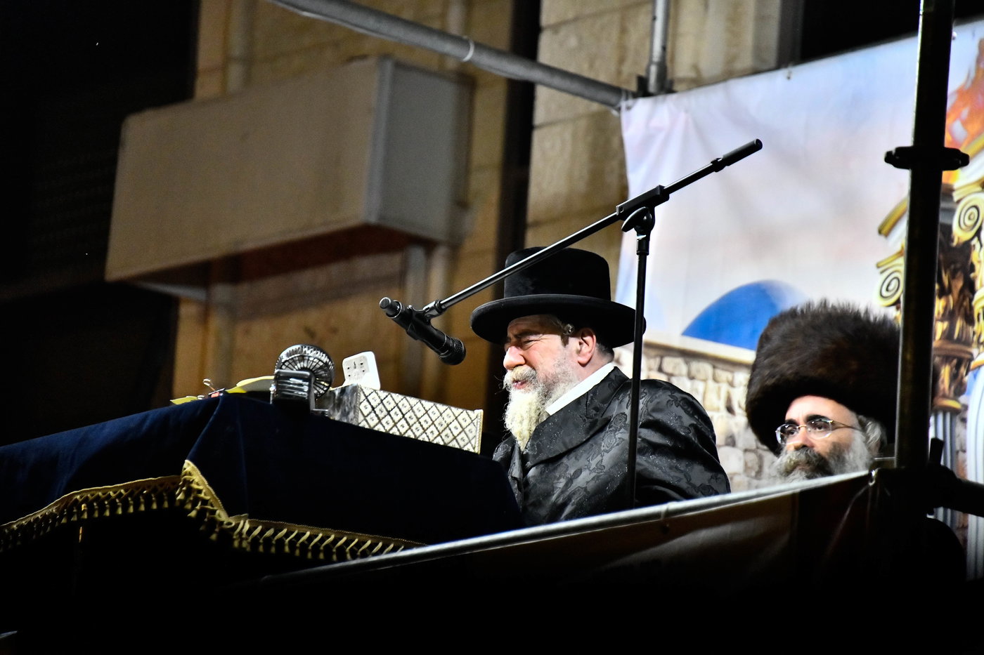 ל"ג בעומר בחצה"ק רחמסטריווקא