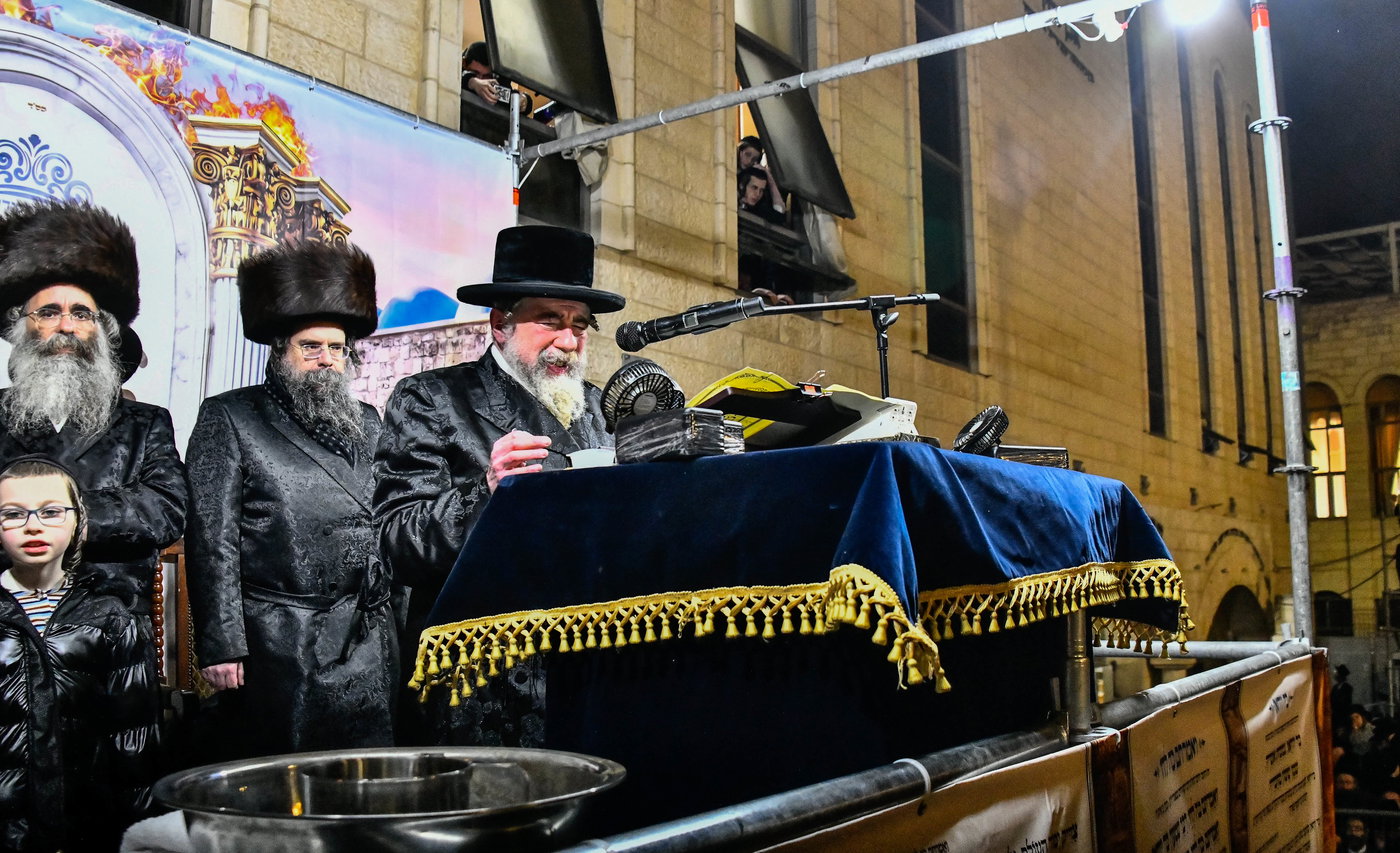 ל"ג בעומר בחצה"ק רחמסטריווקא