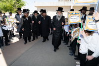 האדמו"ר מערלוי בשבת חיזוק וביקור באלעד