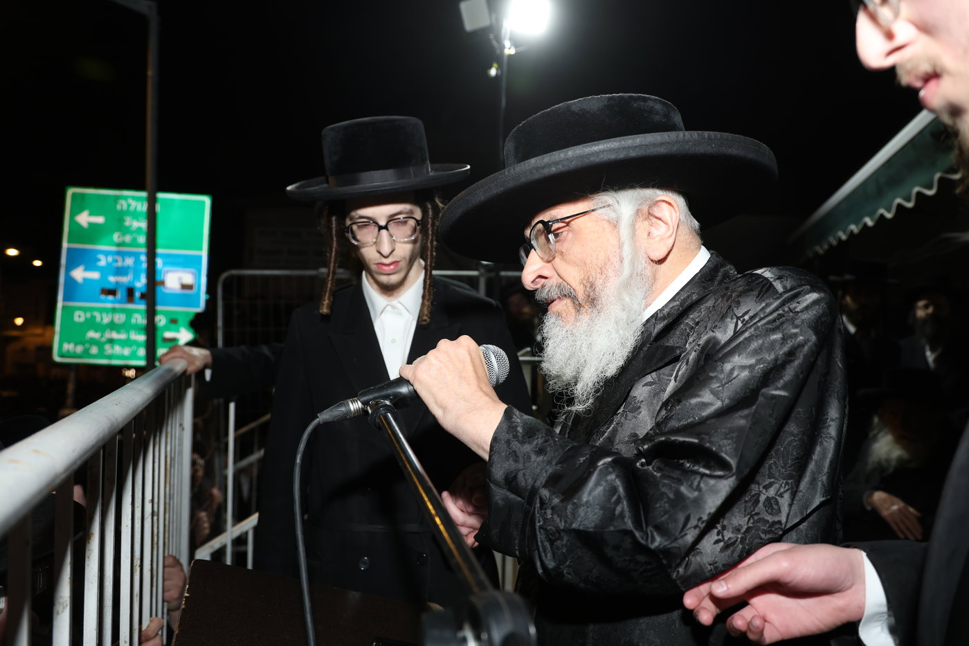 מסע הלויית הגאון רבי דוד שמידל זצ"ל בירושלים