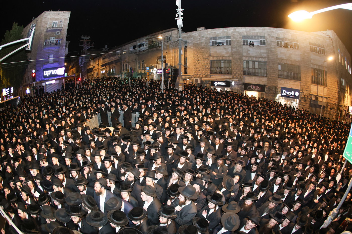 מסע הלויית הגאון רבי דוד שמידל זצ"ל בירושלים