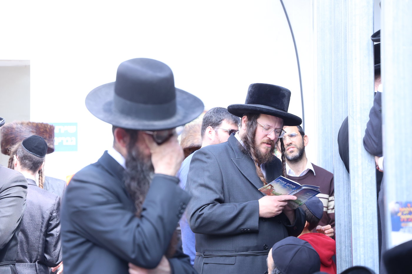 ל"ג בעומר בקבר שמעון הצדיק