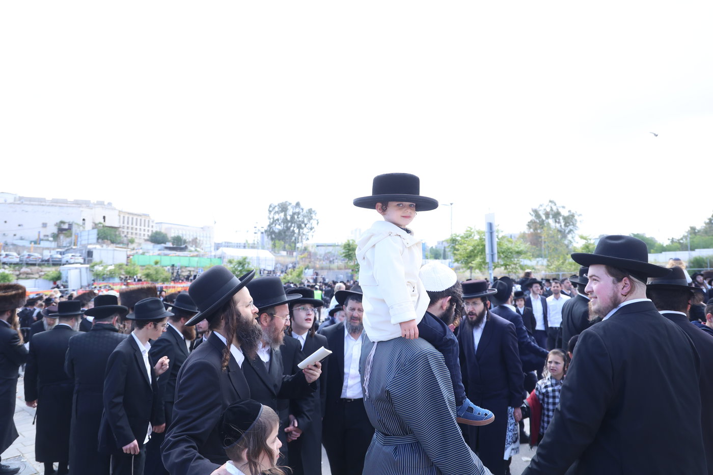 ל"ג בעומר בקבר שמעון הצדיק